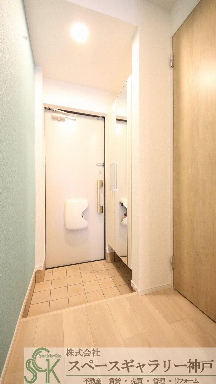 グランブルⅤの玄関|※お部屋により仕様が異なる場合があります。