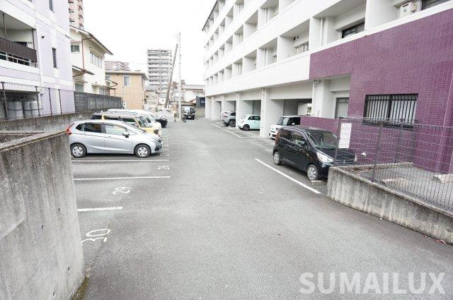 ドリームメゾン篠田Ⅱの駐車場