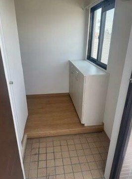 PLENDY永福の玄関