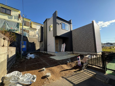 【外観】 | 瀬谷区橋戸3丁目新築【土地約54坪/4LDK＋南テラス＋スカイバルコニー/駐車2台可※車種による】