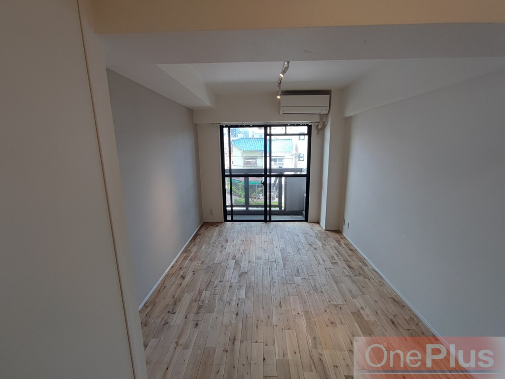 ビューライフ六甲の居間・リビング|ゆったりとした居間です