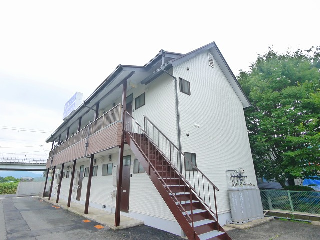 満田ハイツの外観
