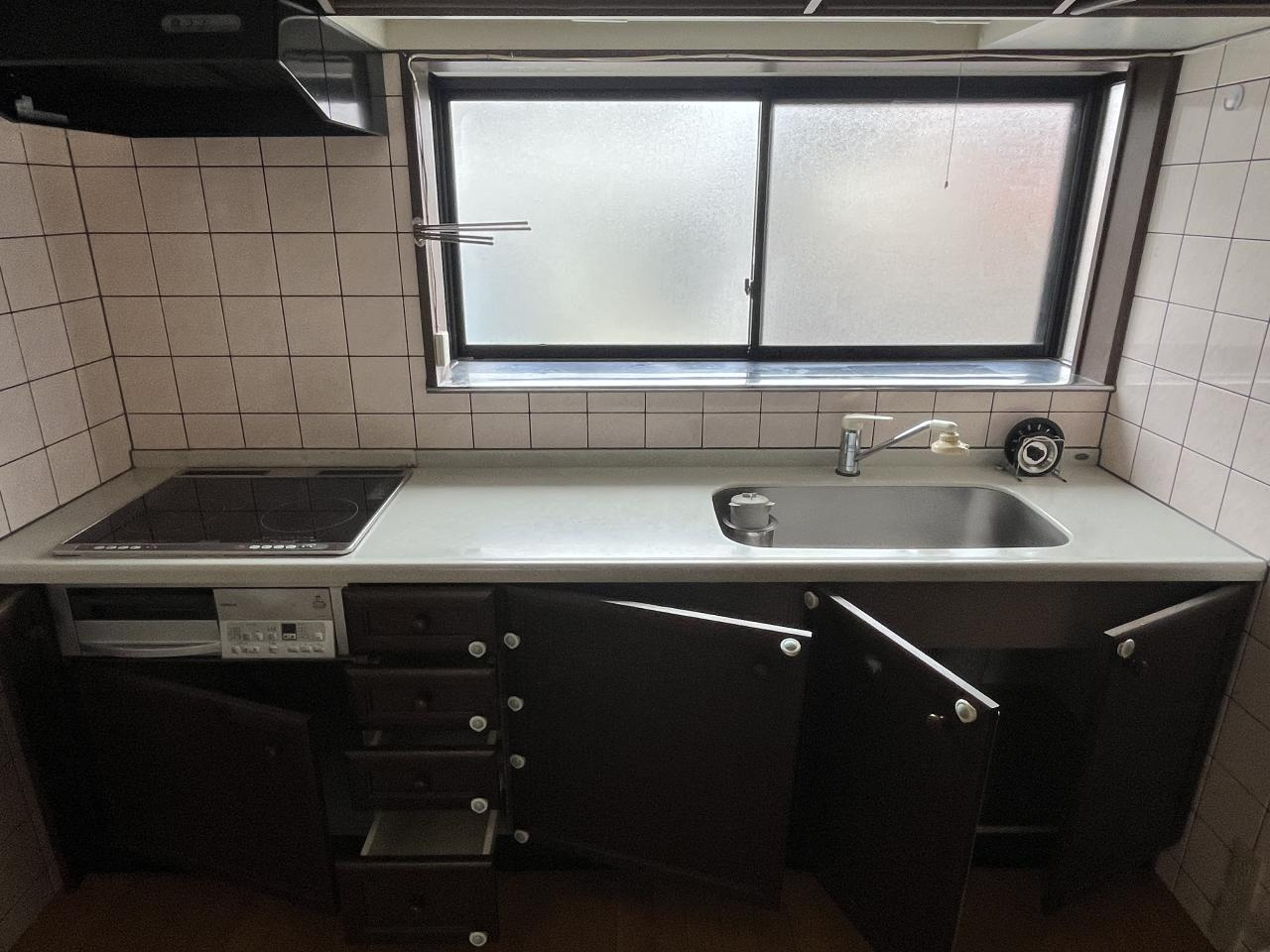 高知市潮見台1丁目　中古戸建てのキッチン