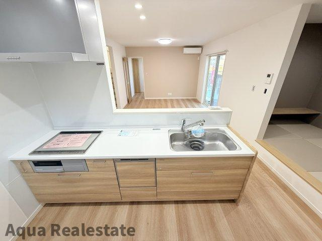 高松市小村町の新築一戸建のキッチン|お料理しやすいキッチンです