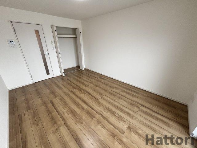 カレン石橋の居間・リビング