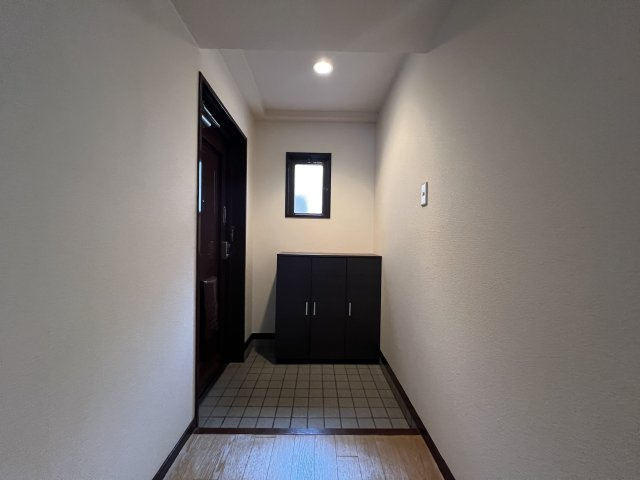 グランデール鶴田の玄関