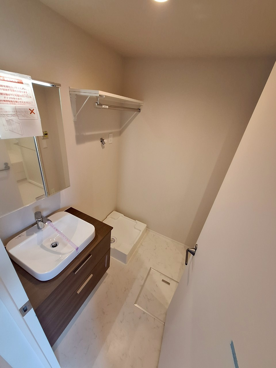 Ｃａｒｓ　Ｗａｙの洗面所