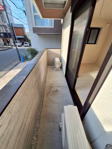 Ｃａｒｓ　Ｗａｙのバルコニー