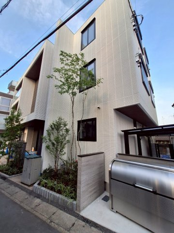 Ｃａｒｓ　Ｗａｙの外観