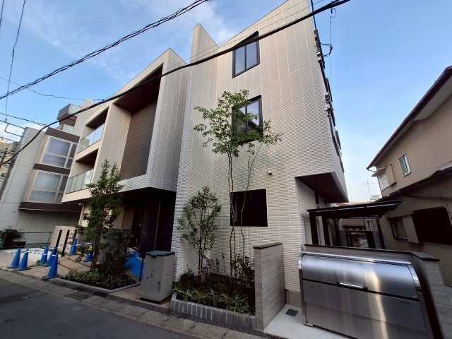 Ｃａｒｓ　Ｗａｙの外観