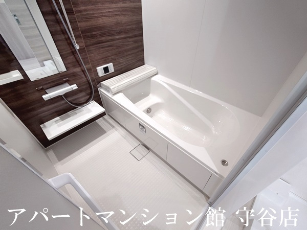 E’clat（エクラ）の浴室