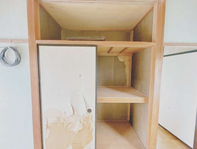 富士市宮島　中古戸建R　の収納|2階6帖和室収納
