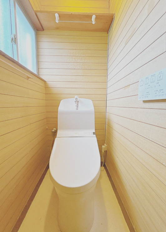 富士市宮島　中古戸建　全１棟　１号棟のトイレ|コンパクトで使いやすいトイレです