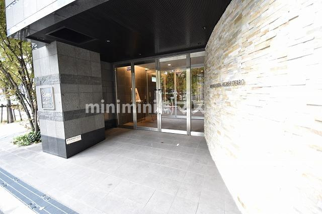 プレサンス梅田東ディアロのエントランス