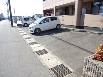 【駐車場】 | アクロス７１２２