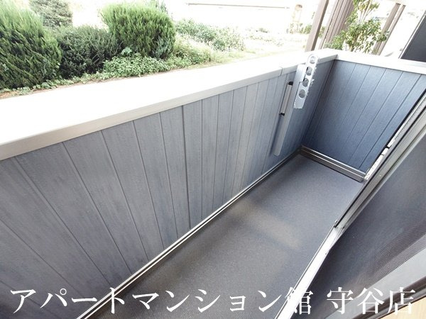 E’clat（エクラ）のバルコニー