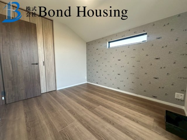 「お車並列2台可」「眺望良好」 南多聞台 限定1棟の洋室