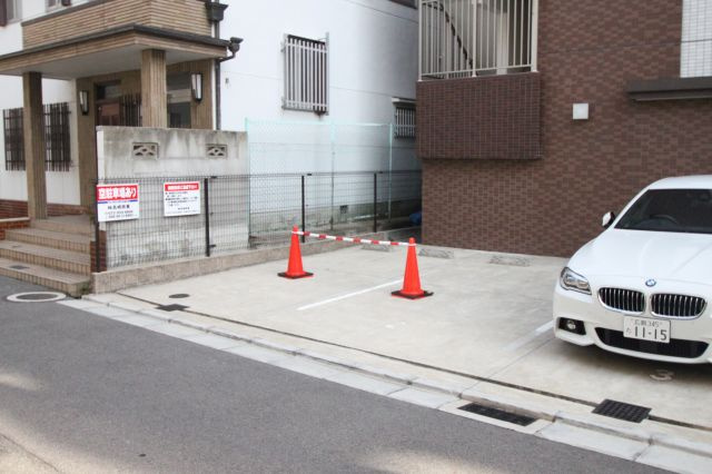 アトール永和の駐車場