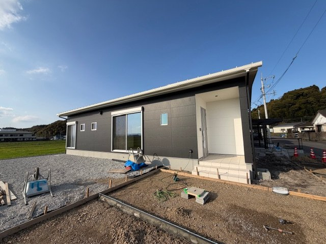 北諸県郡三股町大字蓼池の新築一戸建