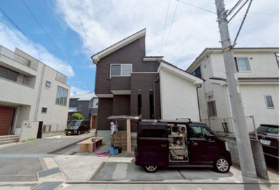 【外観】 | 瀬谷区橋戸3丁目【4LDK+カースペース2台/各居室6帖以上/全居室収納付/リフォーム施工物件】