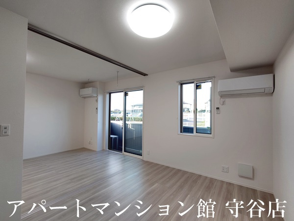 E’clat（エクラ）の内装