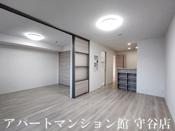 E’clat（エクラ）の居間・リビング