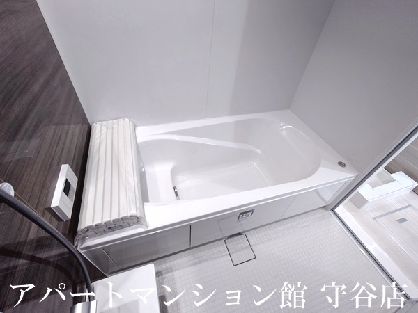 E’clat（エクラ）の浴室