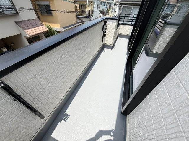 東区菩提町2丁　新築一戸建てのバルコニー