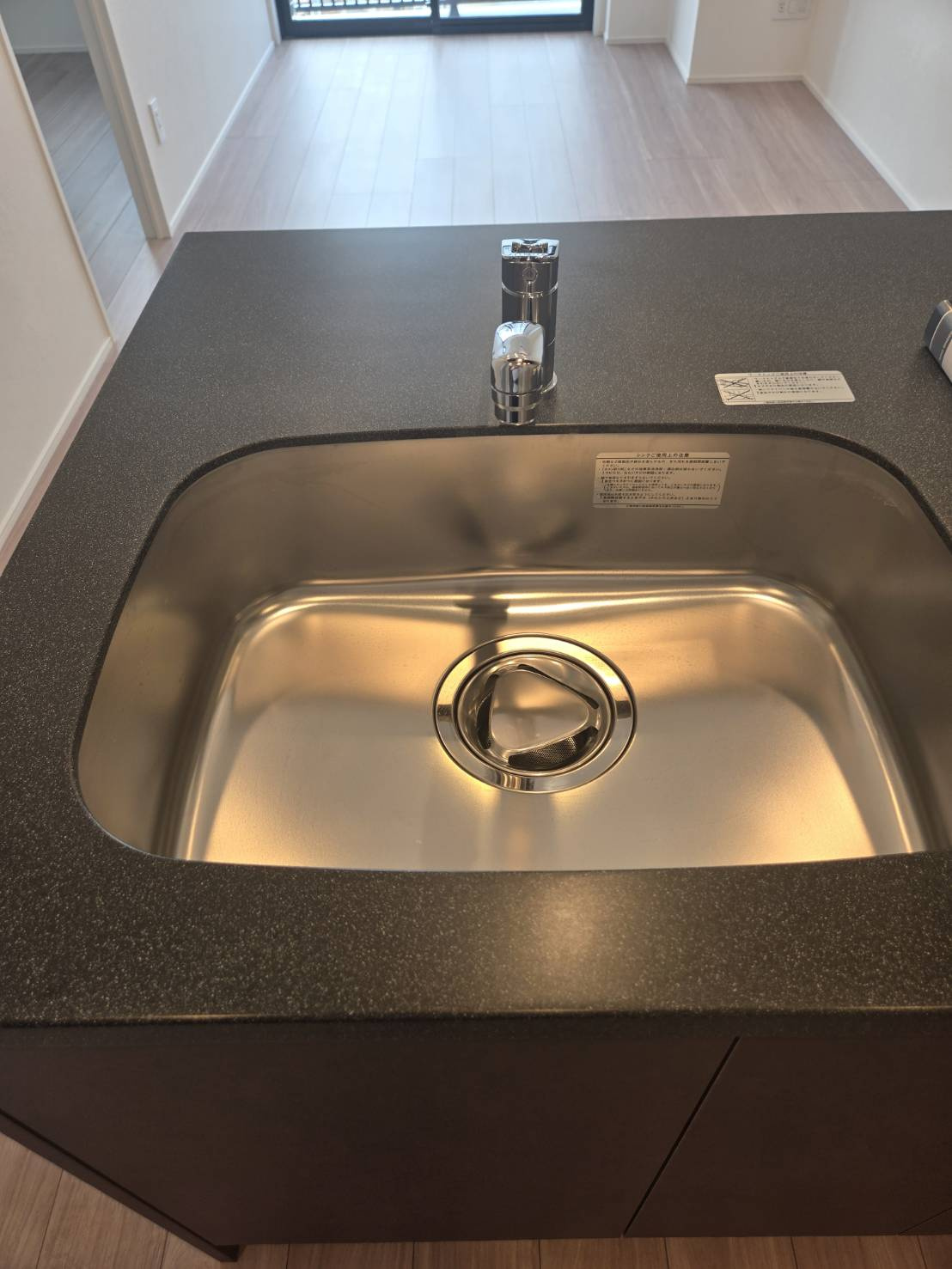 オープンブルーム入谷Eastのキッチン