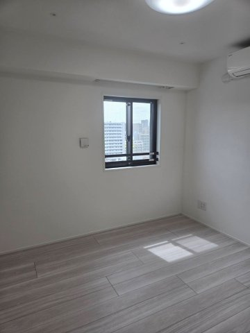 オープンブルーム入谷Eastの洋室