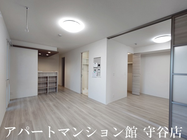 E’clat（エクラ）の居間・リビング