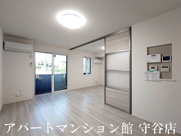 E’clat（エクラ）の居間・リビング