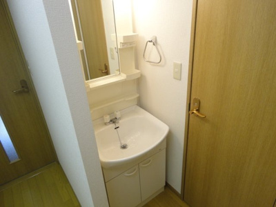 【洗面所】 | リバーアップ六実 | 洗面