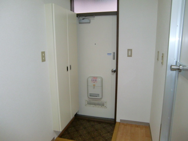 リバーサイドの玄関