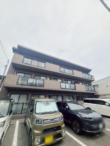 ソレアード上甲子園の外観