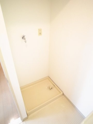 【洗面所】 | MOMO12千葉中央 | 脱衣スペースは浴室前に。