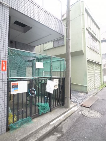 【その他共用部分】 | MOMO12千葉中央 | ゴミ捨て場は敷地内でらくちん。