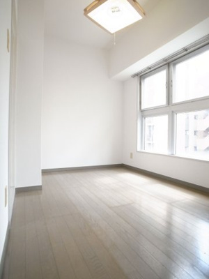 【居間・リビング】 | MOMO12千葉中央 | 明るい部屋って好き♡