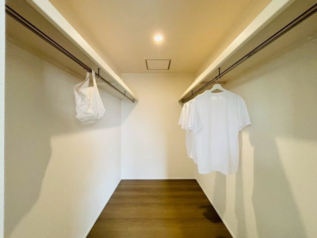 ダイマルタウン　大垣市寿町第１　全５区画分譲の収納|主寝室のWICです。