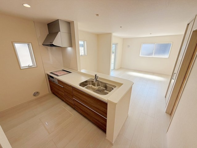 岸和田市今木町2期　新築一戸建の居間・リビング