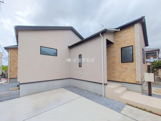 《仲介手数料無料》蓮田市大字江ケ崎1964-57(全1戸)新築一戸建てブルーミングガーデンの外観