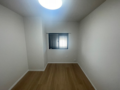 【洋室】サーパス慶万第２ 