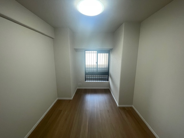 【洋室】サーパス慶万第２ 