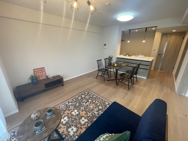 【居間・リビング】サーパス慶万第２ 