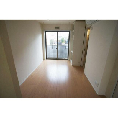 【居間・リビング】 | ポラリス中村橋 | 9.2帖のきれいな洋室。