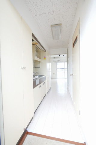 b-residence長束の玄関|毎日通る玄関はこちらです