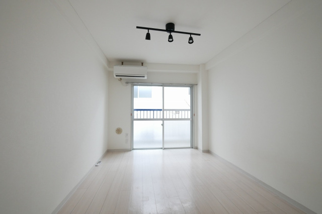 b-residence長束の洋室|広々とした洋室です