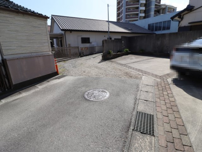 【前面道路含む現地写真】 | 岡崎市東蔵前町字木平　戸建