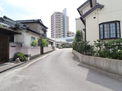 【前面道路含む現地写真】 | 岡崎市東蔵前町字木平　戸建
