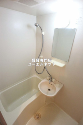 【浴室】 | メゾンドボヌール | ゆったりとしたバスルーム